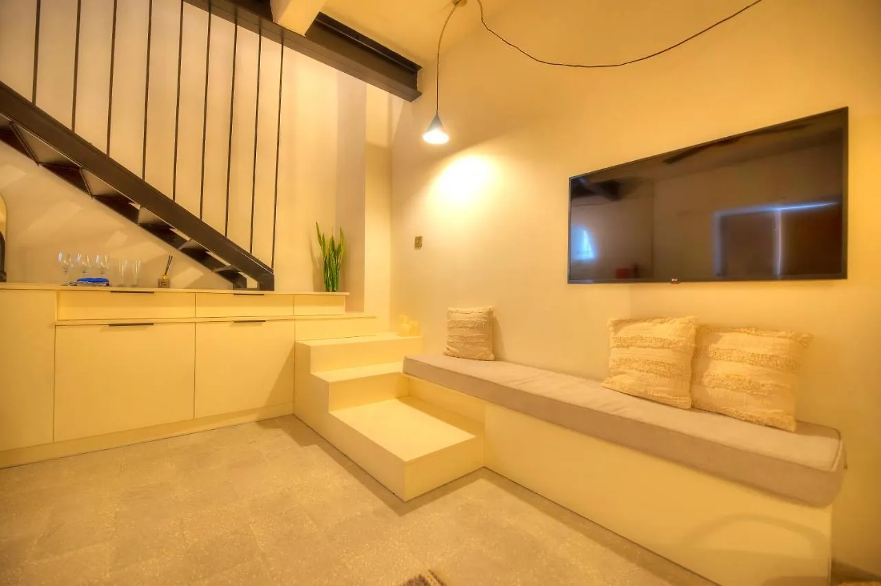 Chic Duplex Maisonette In Valletta Centre-Ddem1-4 Apartment