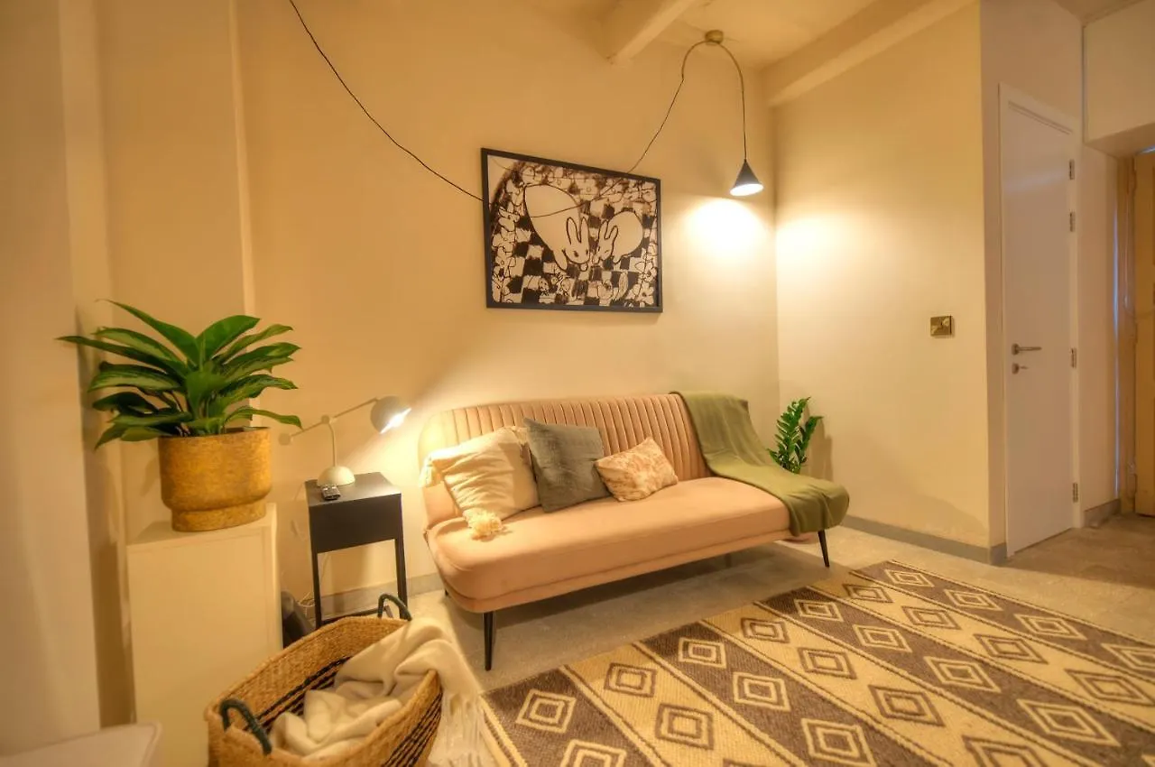 Chic Duplex Maisonette In Valletta Centre-Ddem1-4 location